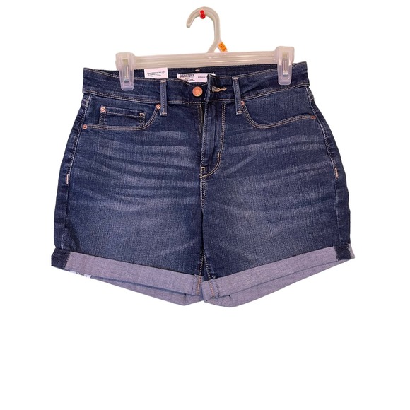 Levi's Pants - Levi signature Womens jean shorts C002